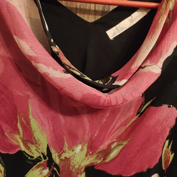 ❌❌ S O L D ❌❌ Solitaire cowl neck floral print sleevless dress for bust 28 to 32 - Picture 5 of 6